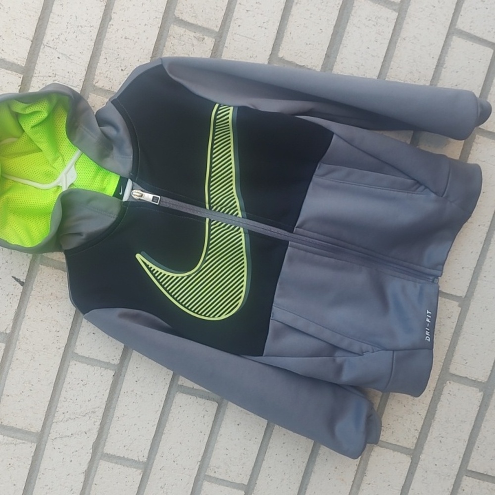 Nike jacket* - Picture 6 of 10